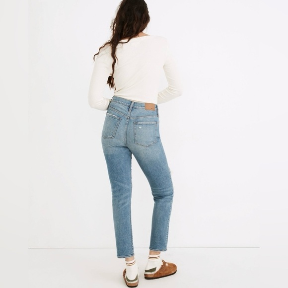 Madewell The Perfect Vintage Jean | Size 32 | Distressed High Rise Magic Pockets - Picture 6 of 13
